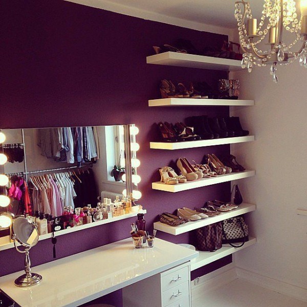 boudoir with shelves for shoes