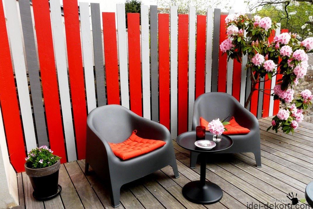 courtyard stool table path three