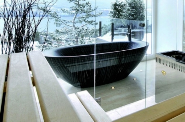 деревяна вання з чорного дерева