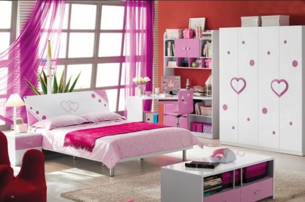 14 Cute and Creative Bedroom Designs For Girls