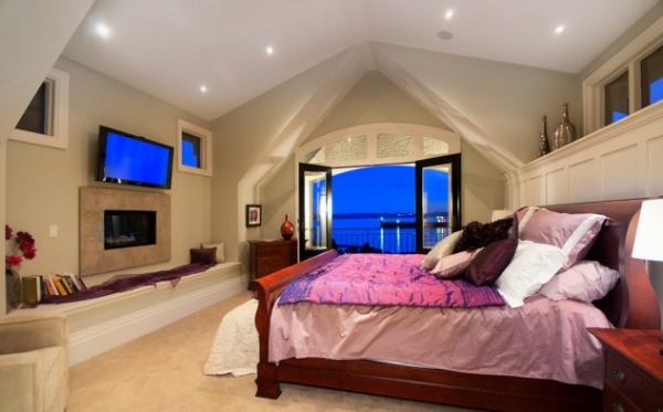 19 Astonishing Master Bedrooms With Fireplaces