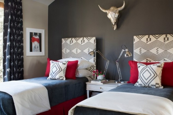 20 Exquisite Red And Gray Bedroom Design Ideas That Will Absolutely Impress You