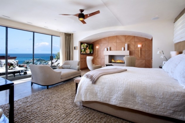 19 Astonishing Master Bedrooms With Fireplaces