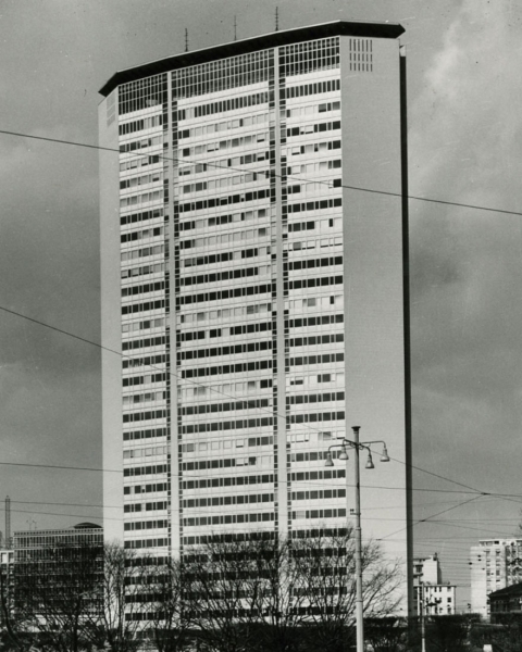 Pirelli skyscraper in Milan