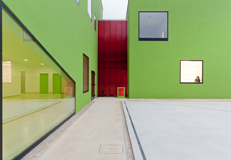 How Color Affects Architecture