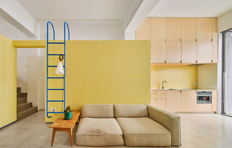 Making it Pop: 24 Residential Interiors that Embrace Color Blocking